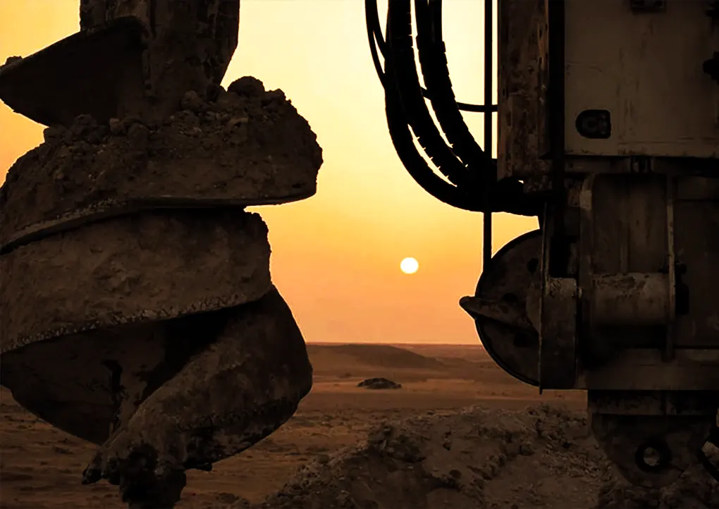 Rohn soilmec 04 - sunset